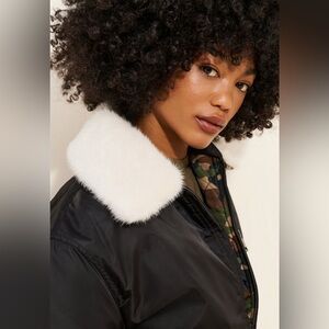 $199 New NVLT Anthropologie Trendy Faux Fur Collar Bomber Jacket Black S 4 6